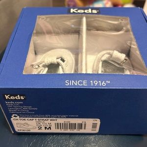 Baby girl 2m Keds
